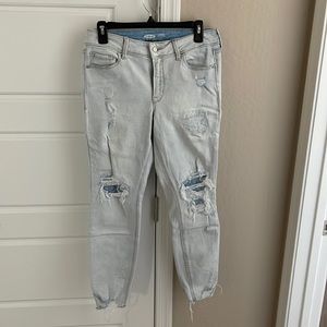 Old Navy. Rockstar Super Skinny. Ankle mid rise. Size 8